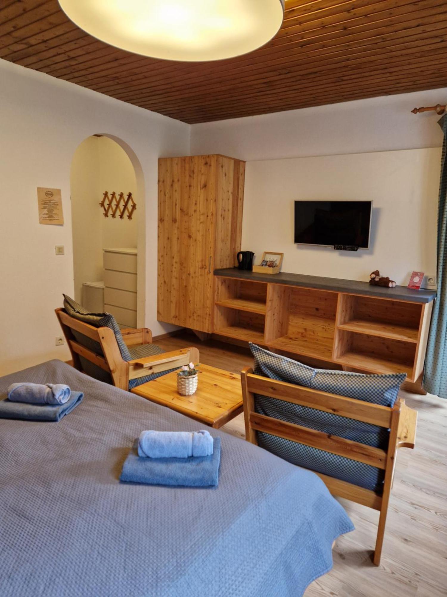 Garni Baerenwirt Bed & Breakfast Leutasch Bagian luar foto