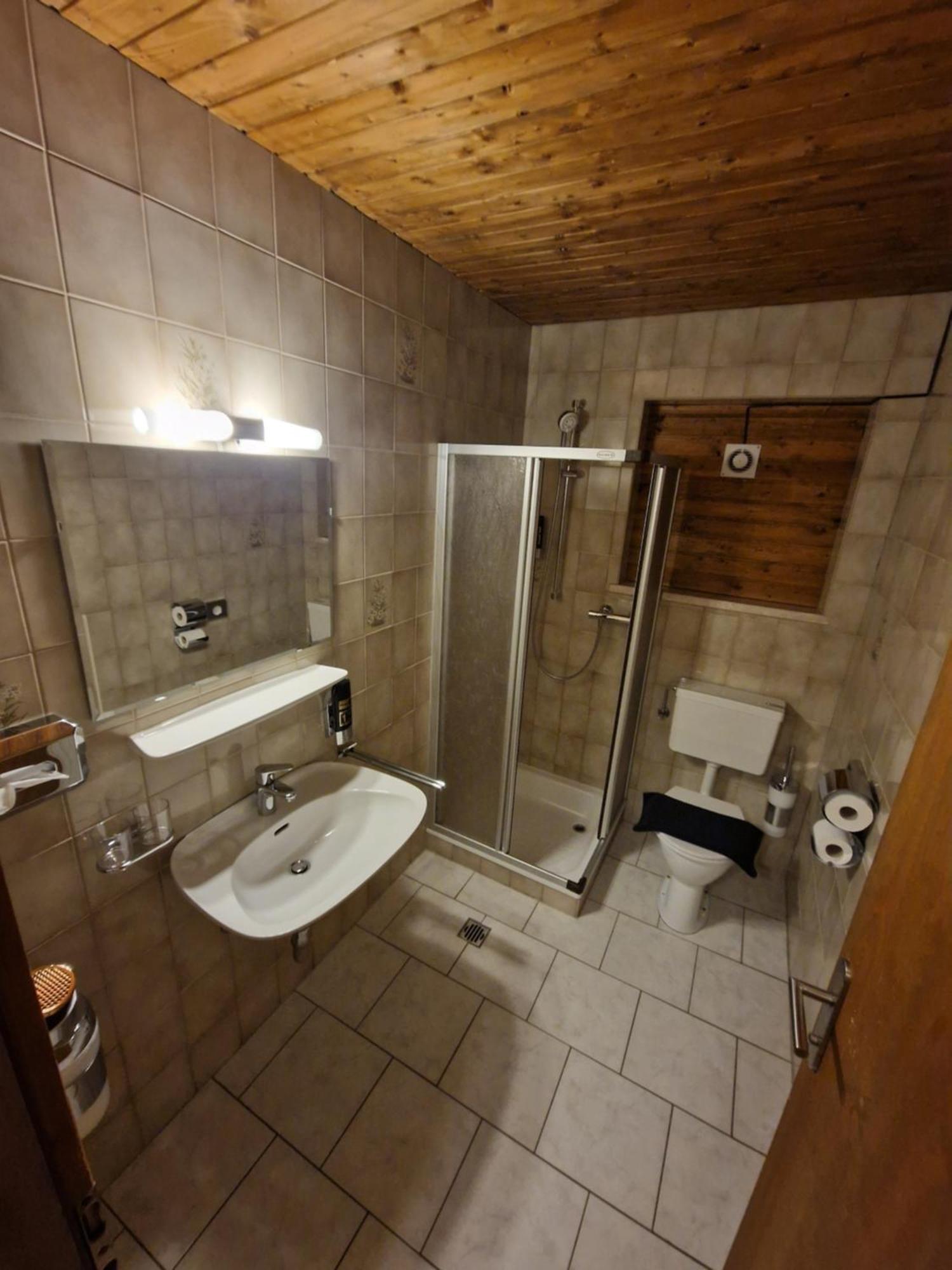 Garni Baerenwirt Bed & Breakfast Leutasch Bagian luar foto
