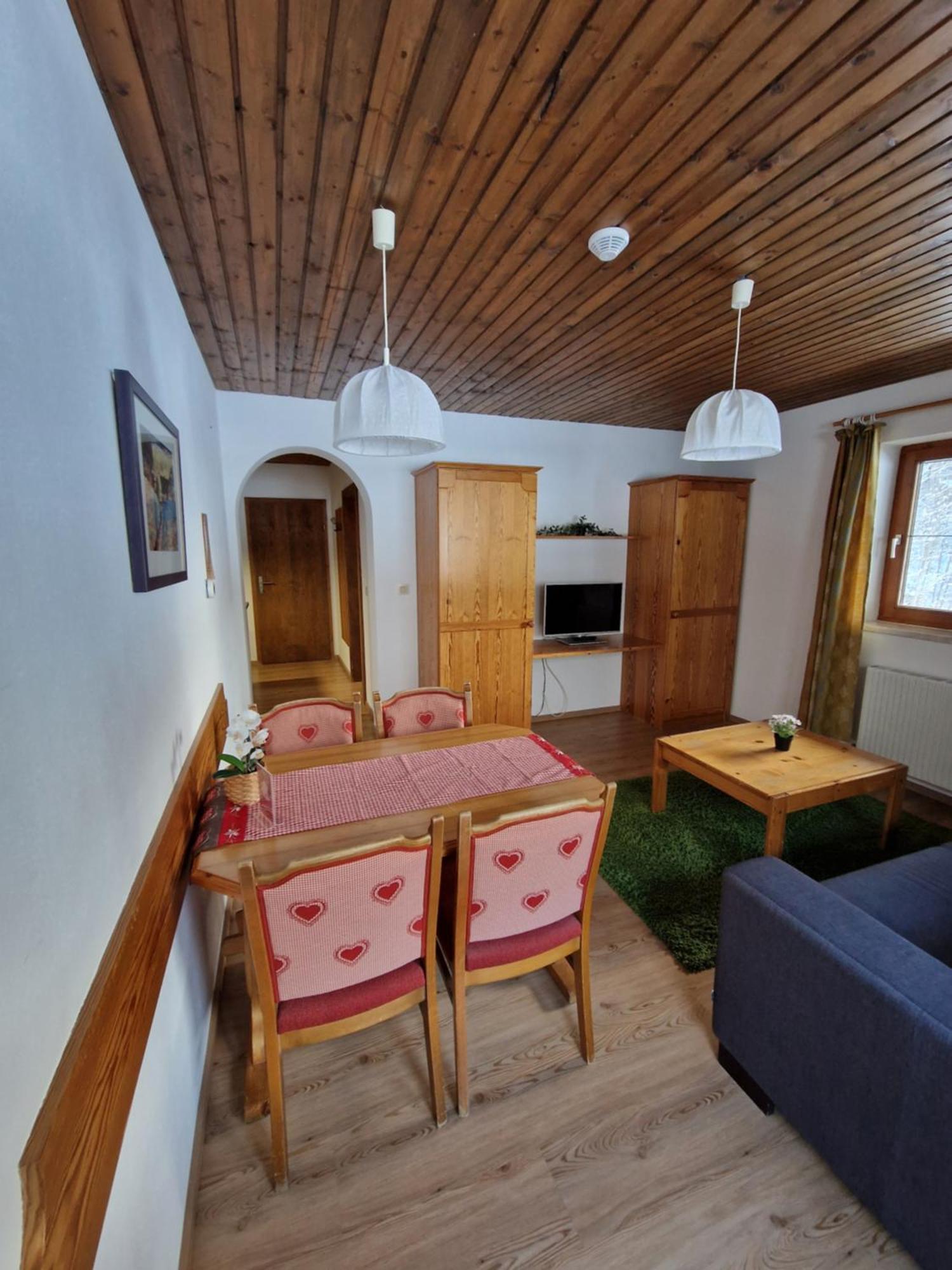 Garni Baerenwirt Bed & Breakfast Leutasch Bagian luar foto