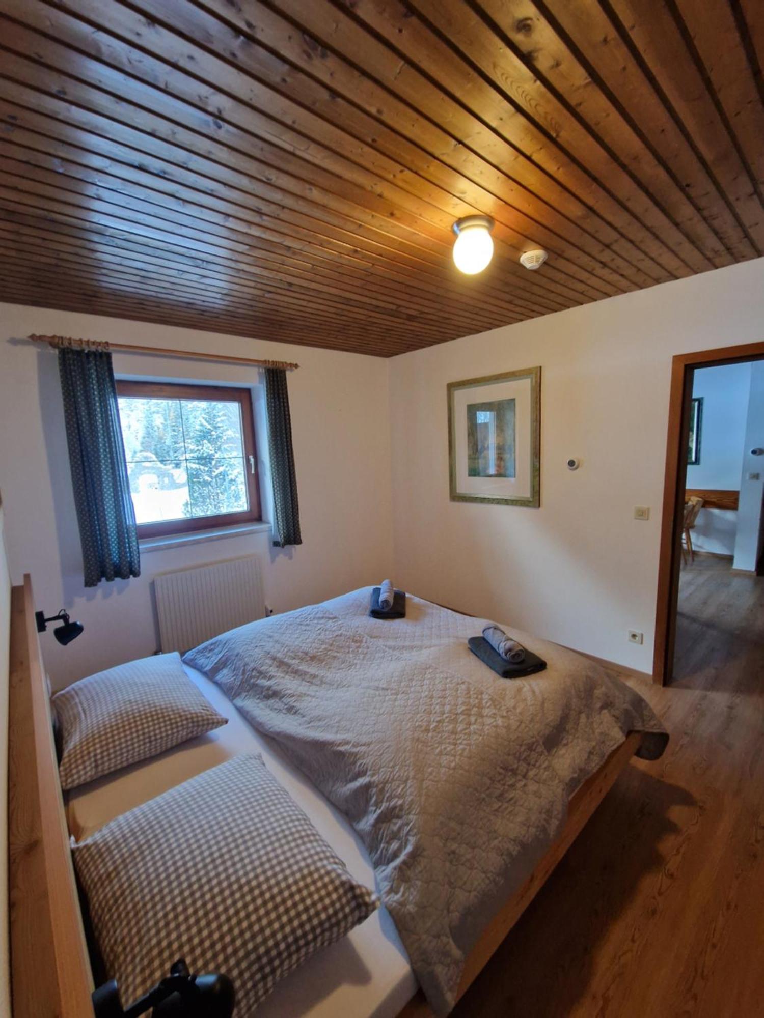 Garni Baerenwirt Bed & Breakfast Leutasch Bagian luar foto