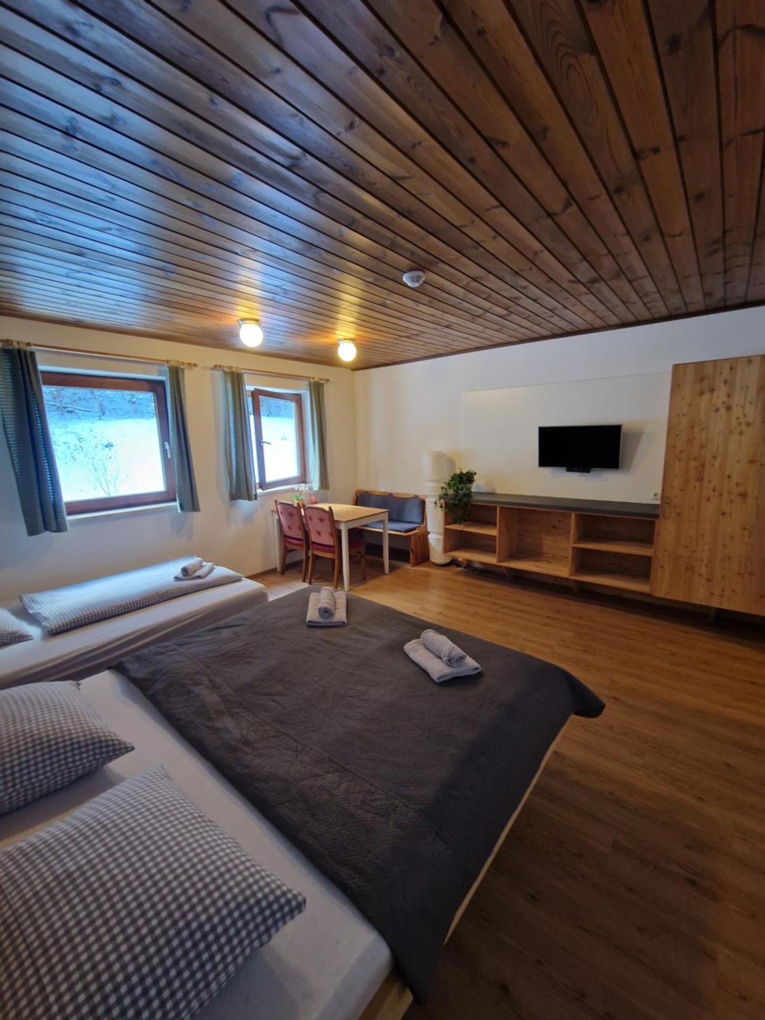 Garni Baerenwirt Bed & Breakfast Leutasch Bagian luar foto